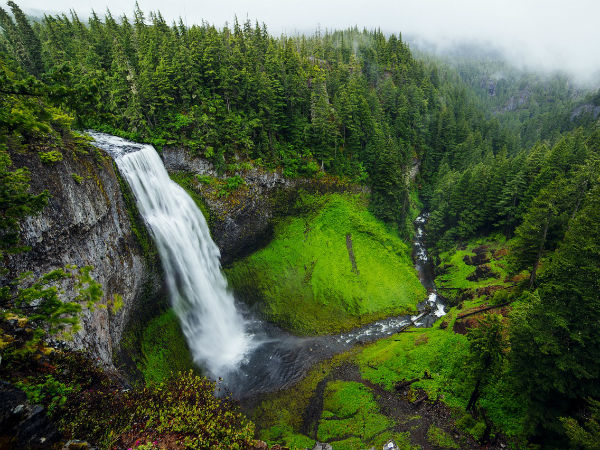 5 Enchanting Waterfalls of Uttrakhand
